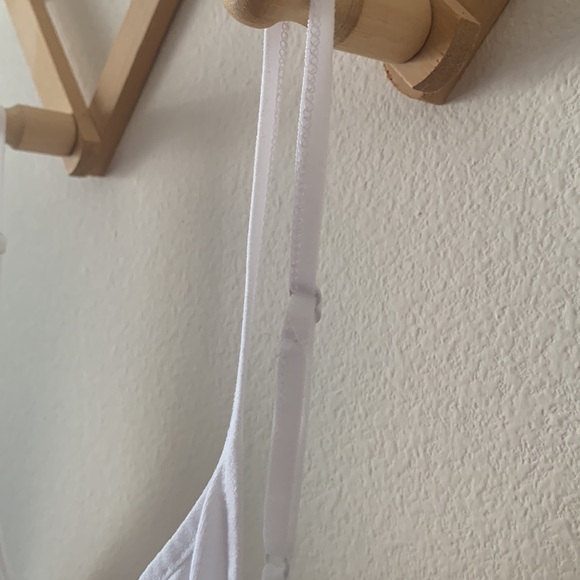 💥New Lot of 2 Cami Tops - Size L(12-14)💥 - Picture 3 of 8